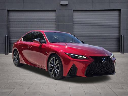 Infrared 2023 Lexus IS 350 F Sport