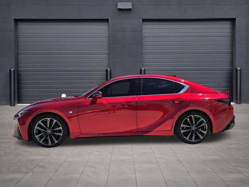 Infrared 2023 Lexus IS 350 F Sport