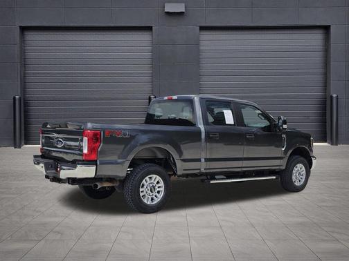 Magnetic 2019 Ford F-250 XL
