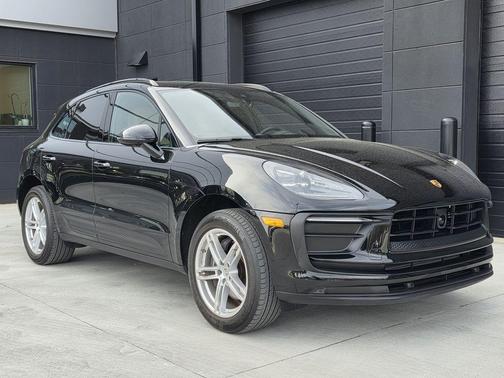 2023 Porsche Macan T