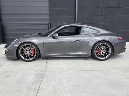 2015 Porsche 911 Carrera 4S