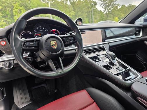 GT Silver Metallic 2023 Porsche Panamera 4 Platinum Edition