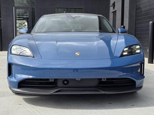 2025 Porsche Taycan Base