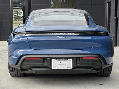 2025 Porsche Taycan Base