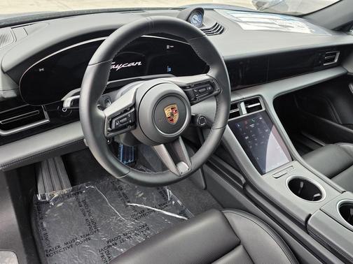 2025 Porsche Taycan Base