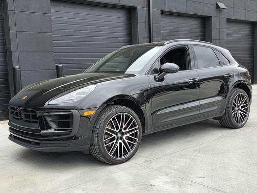 2025 Porsche Macan S