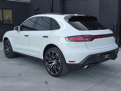 2023 Porsche Macan T