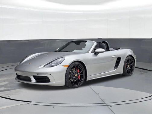 GT Silver Metallic 2024 Porsche 718 Boxster S