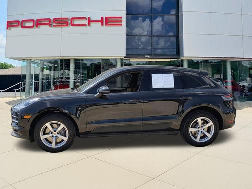 2021 Porsche Macan Base