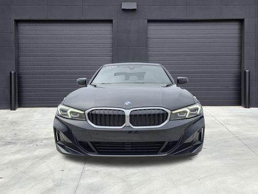 2023 BMW 330 i