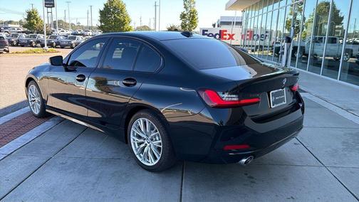 2023 BMW 330 i