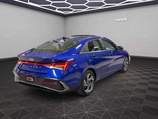 Intense Blue 2025 Hyundai ELANTRA SEL Convenience
