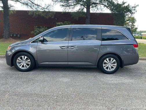 Modern Steel Metallic 2014 Honda Odyssey EX-L