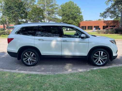 2017 Honda Pilot Elite