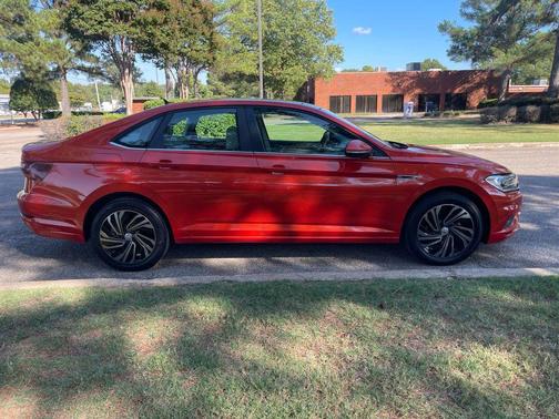 2019 Volkswagen Jetta 1.4T SEL Premium