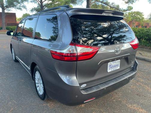 2015 Toyota Sienna XLE Premium