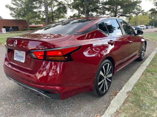 2019 Nissan Altima 2.5 SR