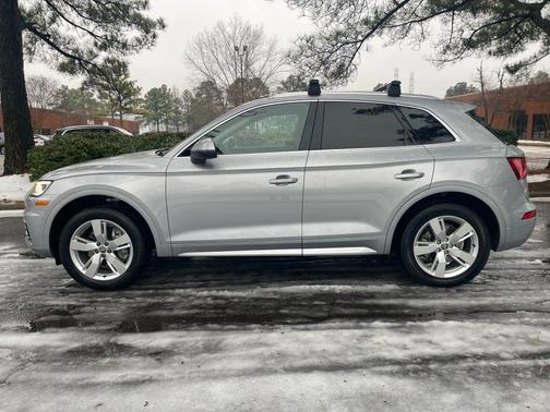 2019 Audi Q5 2.0T Premium Plus