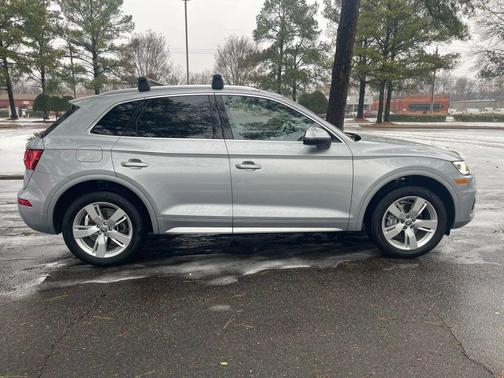 2019 Audi Q5 2.0T Premium Plus