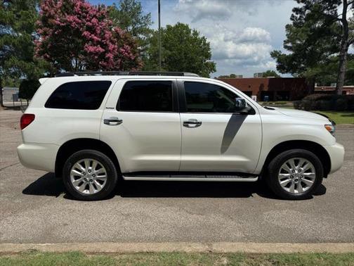 2016 Toyota Sequoia Platinum