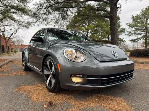 2012 Volkswagen Beetle 2.0T Turbo Launch Edition