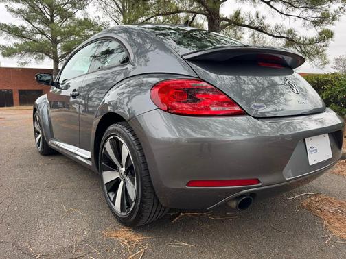 2012 Volkswagen Beetle 2.0T Turbo Launch Edition