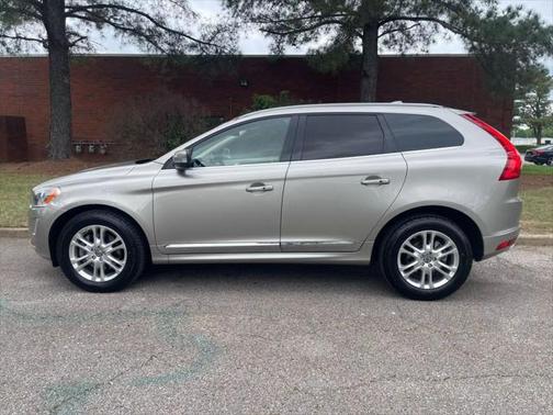 2015 Volvo XC60 T5 Premier Plus