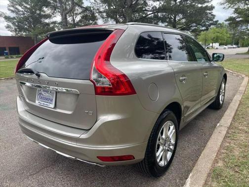 2015 Volvo XC60 T5 Premier Plus