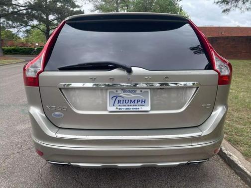 2015 Volvo XC60 T5 Premier Plus