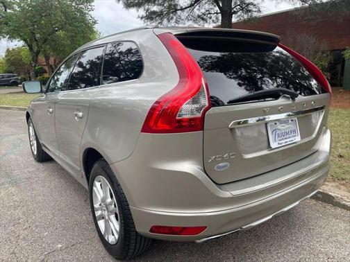 2015 Volvo XC60 T5 Premier Plus