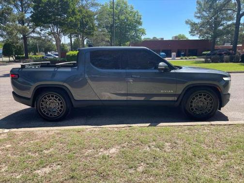 2023 Rivian R1T Adventure Pickup 4D 4 1/2 ft