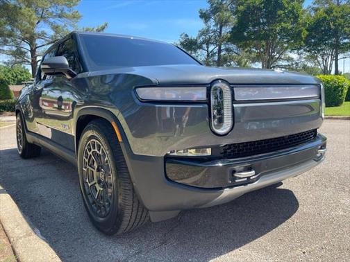 2023 Rivian R1T Adventure Pickup 4D 4 1/2 ft