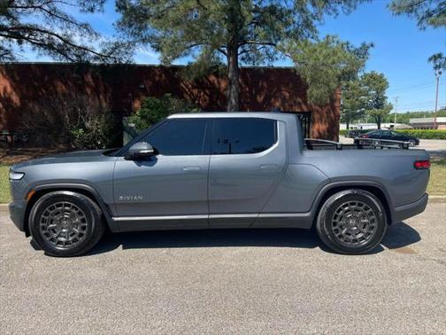 2023 Rivian R1T Adventure Pickup 4D 4 1/2 ft