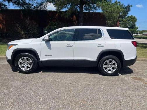 2017 GMC Acadia SLE-1