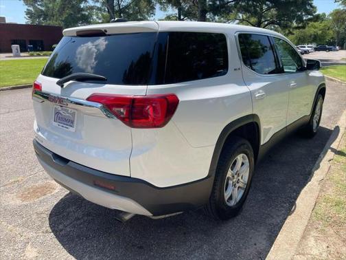 2017 GMC Acadia SLE-1