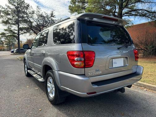 2004 Toyota Sequoia Limited