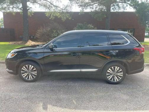 2020 Mitsubishi Outlander SP