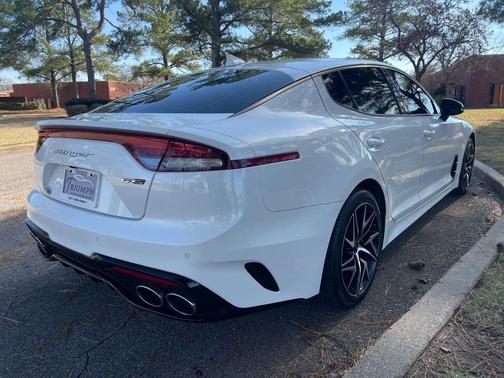 2022 Kia Stinger GT-Line