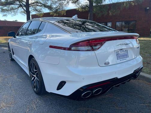 2022 Kia Stinger GT-Line