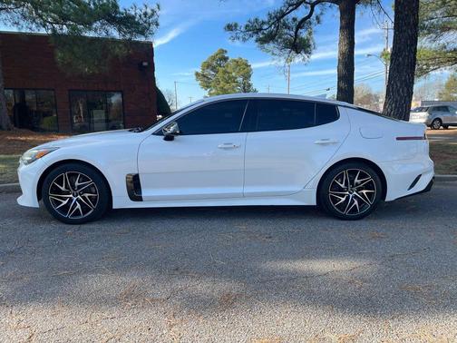 2022 Kia Stinger GT-Line