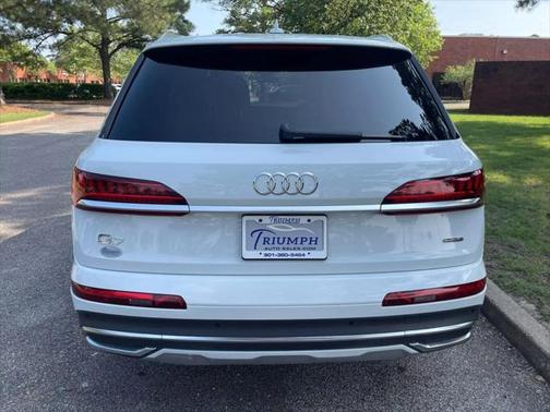 2020 Audi Q7 55 Premium Plus