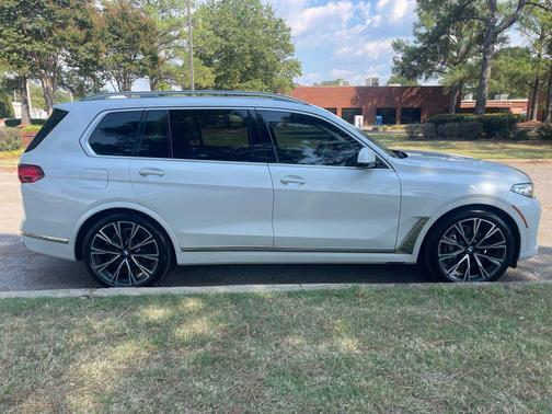 2019 BMW X7 xDrive50i
