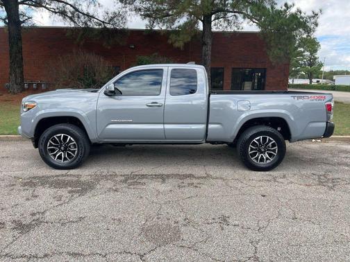 2021 Toyota Tacoma TRD Sport