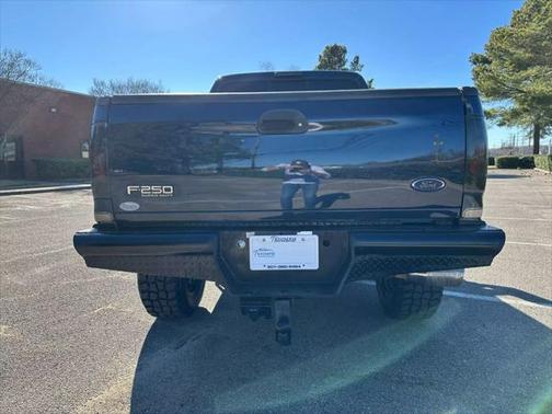 2004 Ford F-250 Lariat