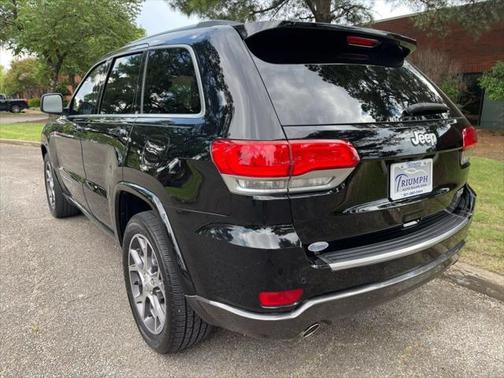2018 Jeep Grand Cherokee Sterling Edition