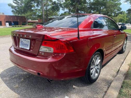 2013 Volvo C70 T5 Convertible 2D