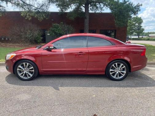 2013 Volvo C70 T5 Convertible 2D