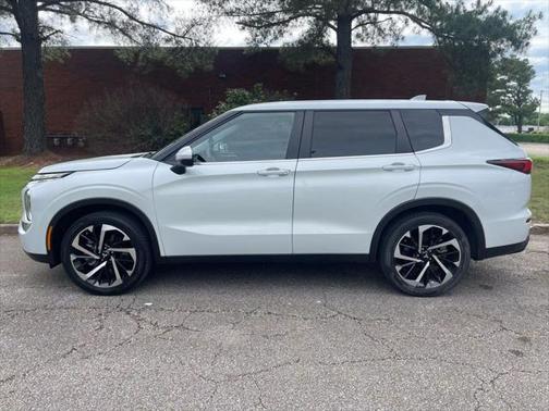 2022 Mitsubishi Outlander ES 2.5 2WD