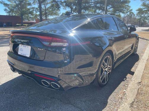 2022 Kia Stinger GT1