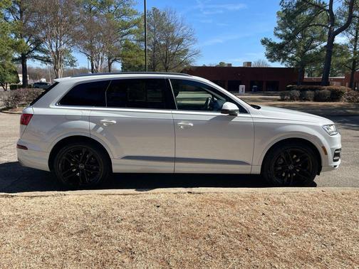 2017 Audi Q7 3.0T Prestige